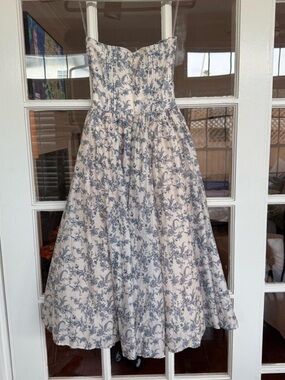 Girls Strapless Floral Fit-and-Flare Dress in Cream and Blue